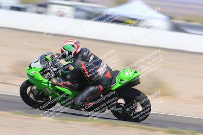 media/Oct-09-2022-SoCal Trackdays (Sun) [[95640aeeb6]]/Turn 15 Inside Distant Pans (1145am)/